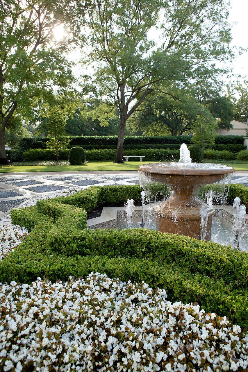 Beverly Drive Property | Dallas Landscaping Company