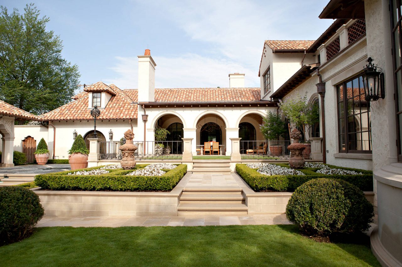 Beverly Drive Property | Residential Landscaping Services Company in Dallas and Ft Worth, Texas