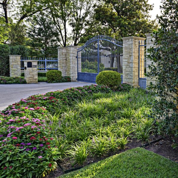 Preston Hollow Property | Residential Landscaping Company in Dallas and Ft Worth, Texas | Southern Botaincal