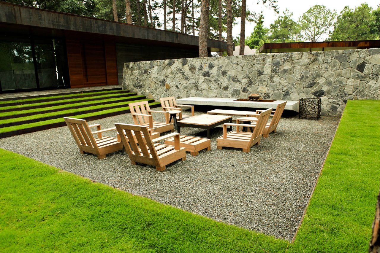 Modern Lakeside Retreat | Residential Landscaping Company Dallas, Texas