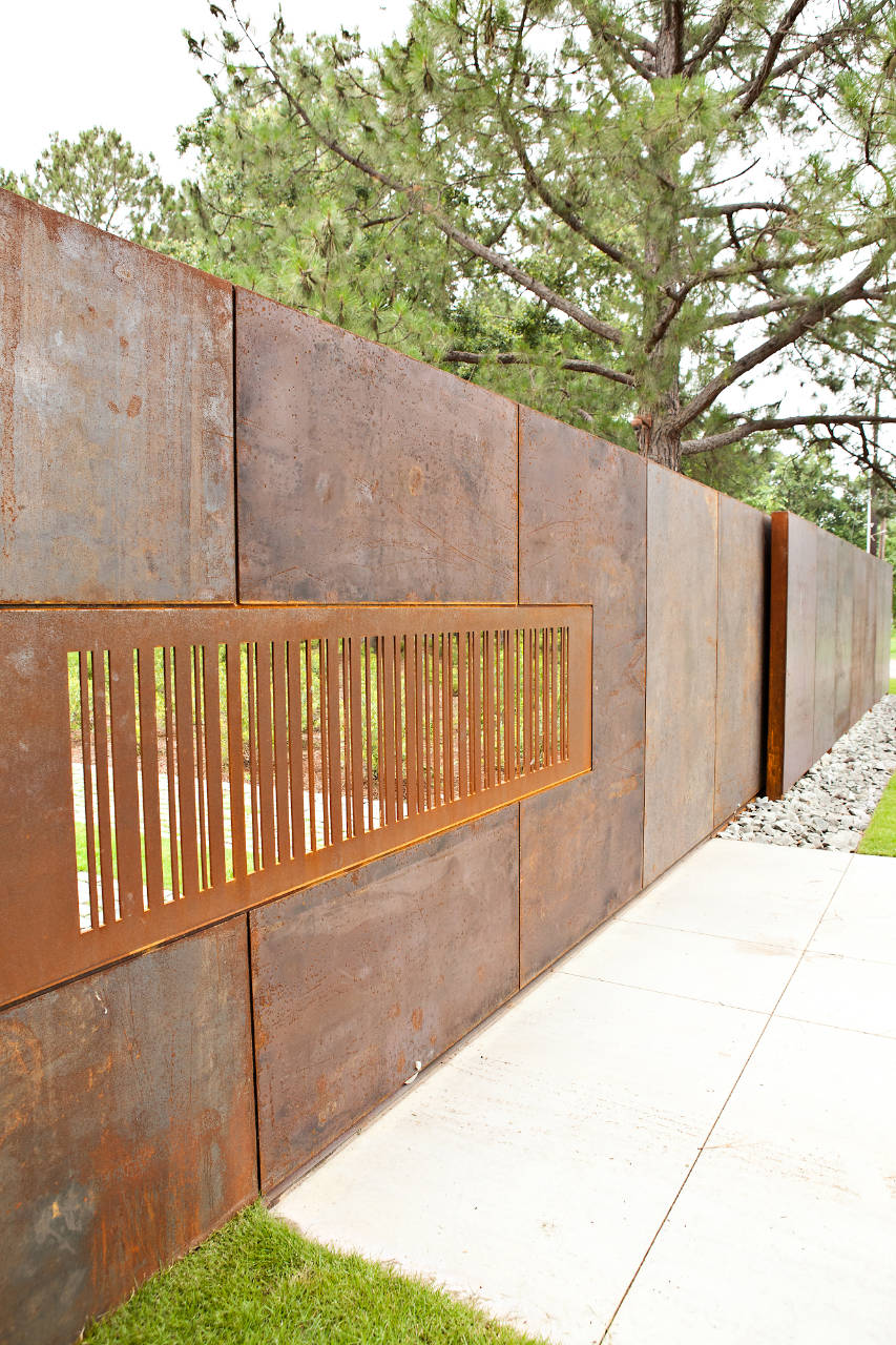 Modern Lakeside Retreat | Dallas Residential Landscaping Services Company