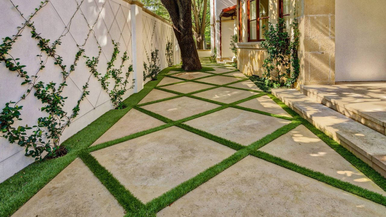 Highland Park Property | Dallas Residential Landscaping Services Company