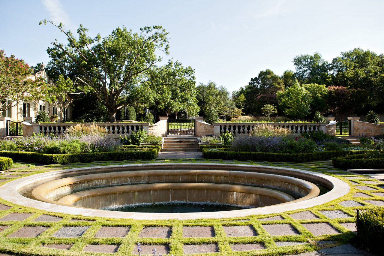Park Cities Grand Estate | Residential Landscaping Services in Dallas, Texas