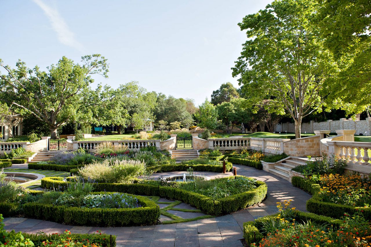 Park Cities Grand Estate | Residential Landscape Services Company in Dallas