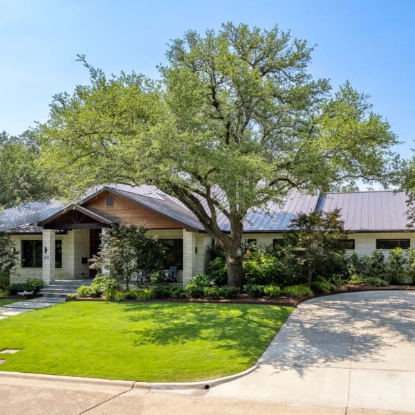 Dallas Fort Worth Landscaping Services | Southern Botanical | Residential Landscape Maintenance